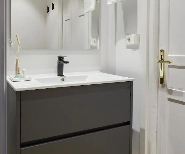 La Belle By Feelfree *